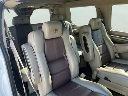 Certified 2017 Ford Transit 150 XLT image 20