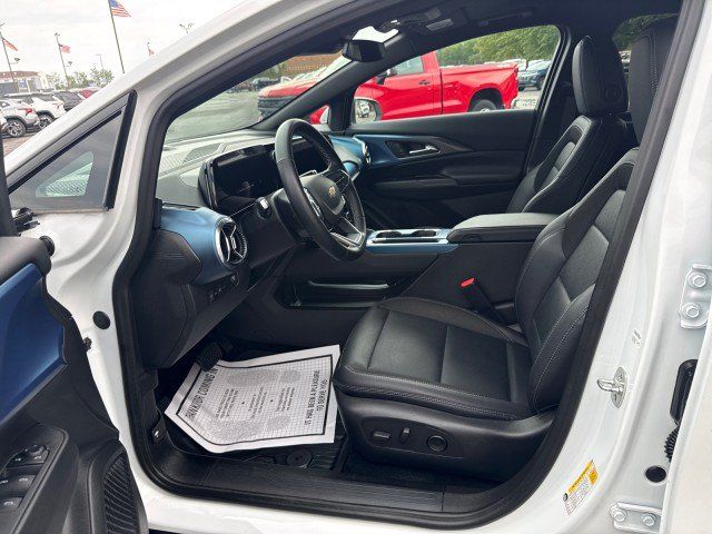 Used 2025 Chevrolet Equinox EV LT w/ Convenience Package FWD image 15