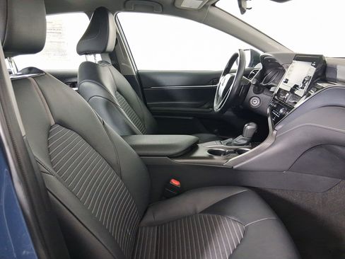 Used 2024 Toyota Camry SE image 27