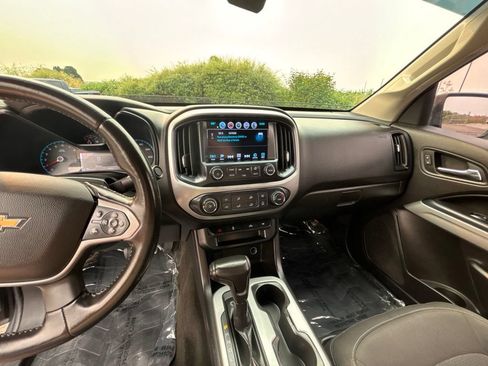 Used 2018 Chevrolet Colorado LT w/ LT Convenience Package AWD/4WD image 21