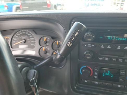 Used 2003 GMC Sierra 3500 SLE AWD/4WD image 26