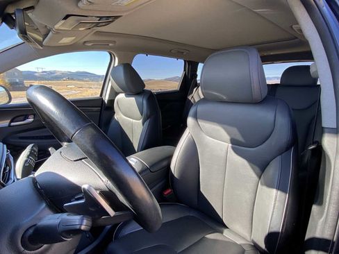 Used 2023 Hyundai Santa Fe Limited image 15