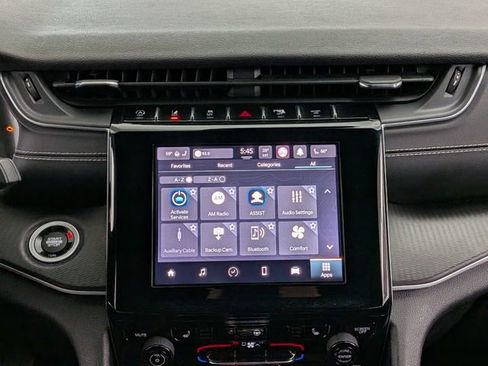 Used 2023 Jeep Grand Cherokee L Laredo image 31