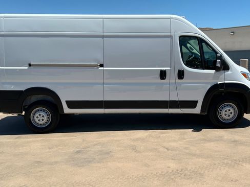 Used 2025 RAM ProMaster 3500 w/ Convenience Group FWD image 6