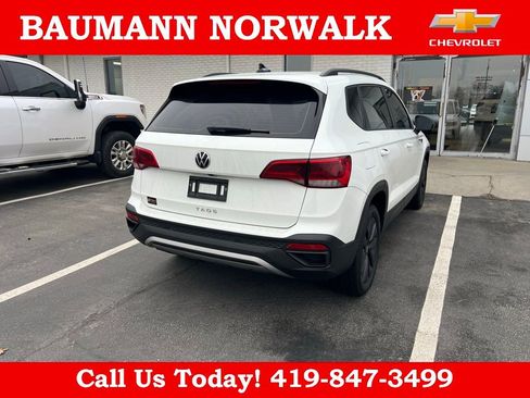 Used 2024 Volkswagen Taos S image 8