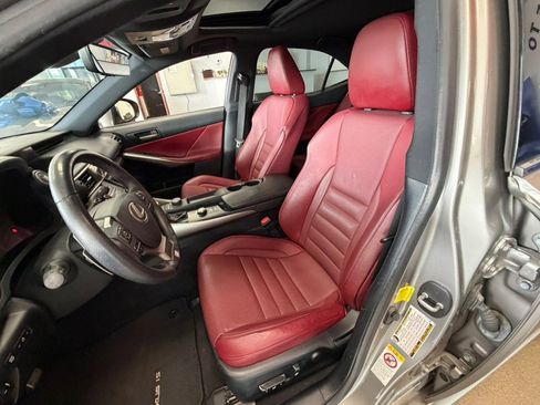 Used 2018 Lexus IS 300 F Sport w/ F Sport Package RWD image 32