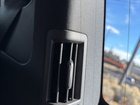 Used 2024 Volvo XC90 T8 Ultimate w/ Protection Package Premier image 69