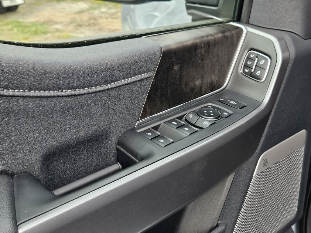 New 2027 Ford F350 Lariat AWD/4WD image 12