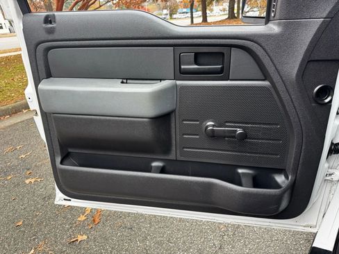 Used 2014 Ford F150 XL w/ Trailer Tow Package image 9