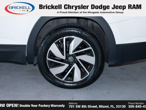 Used 2025 Volkswagen Atlas SE FWD image 38
