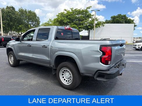 Used 2025 Chevrolet Colorado W/T RWD image 5