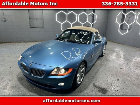 Used 2003 BMW Z4 3.0i RWD image 1