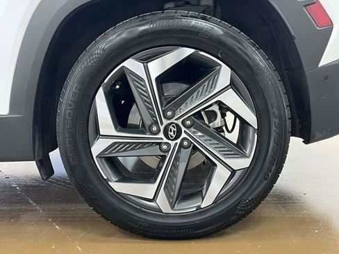 Used 2024 Hyundai Tucson Limited FWD image 11
