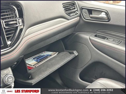 Used 2025 Dodge Durango R/T AWD/4WD image 34