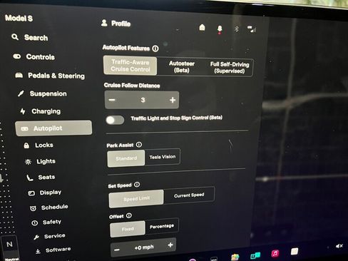 Used 2021 Tesla Model S Plaid image 33