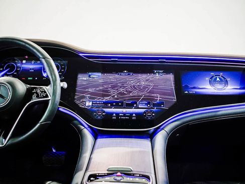 Certified 2023 Mercedes-Benz EQS 580 4MATIC Sedan image 12