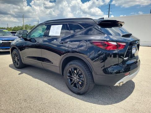 Used 2021 Chevrolet Blazer LT AWD/4WD image 3