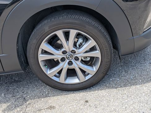 Certified 2024 MAZDA CX-30 AWD 2.5 S w/ Preferred Package image 11