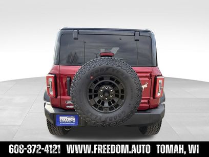 New 2026 Ford Bronco Outer Banks w/ Sasquatch Package