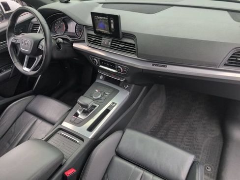 Used 2020 Audi Q5 2.0T Premium AWD/4WD image 28