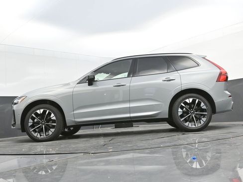 New 2026 Volvo XC60 B5 Plus w/ Protection Package Premier image 24