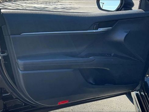 Used 2023 Toyota Camry SE image 23