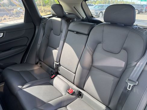 Used 2025 Volvo XC60 B5 Plus AWD/4WD image 22