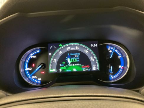 Used 2024 Toyota RAV4 LE AWD/4WD image 15
