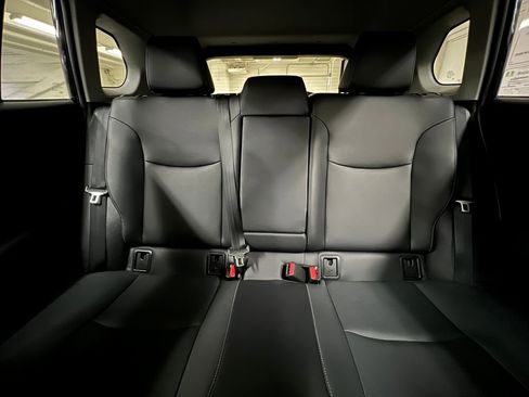 Certified 2022 Toyota Corolla Cross XLE image 15