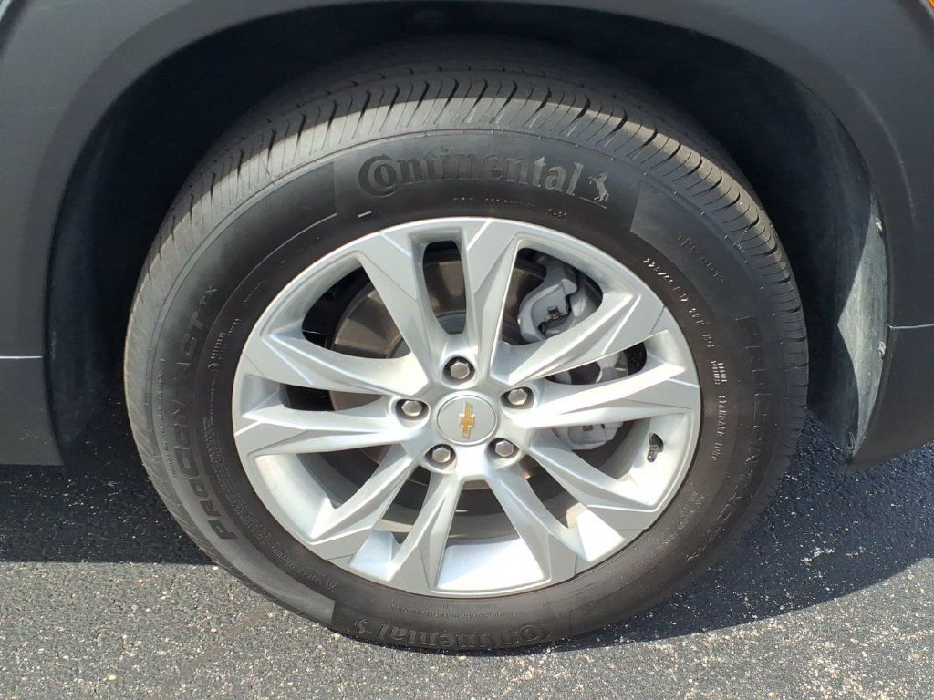 Used 2023 Chevrolet TrailBlazer LS FWD image 12