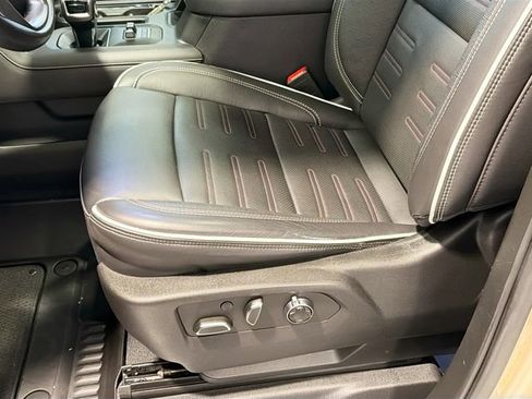 Certified 2022 GMC Sierra 1500 AT4X image 20