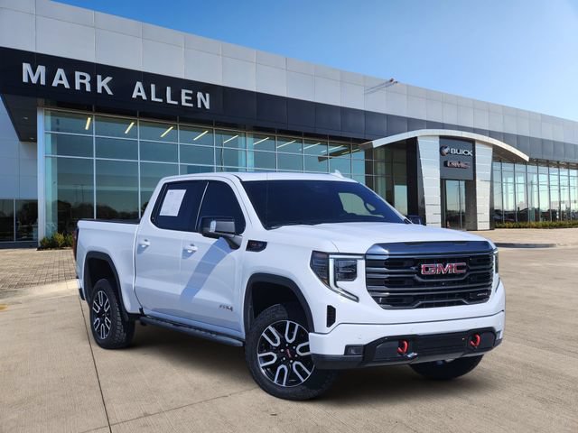 Used 2024 GMC Sierra 1500 AT4 w/ Technology Package AWD/4WD image 1