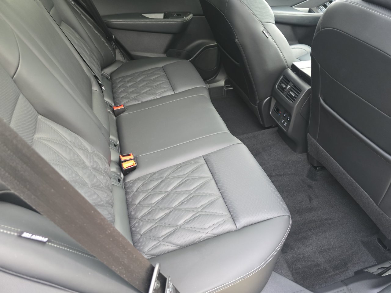 Used 2026 Nissan Rogue Platinum w/ Platinum Premium Package AWD/4WD image 29