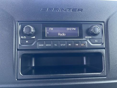 Used 2025 Mercedes-Benz Sprinter 2500 image 13