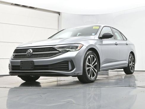 Used 2024 Volkswagen Jetta Sport image 28