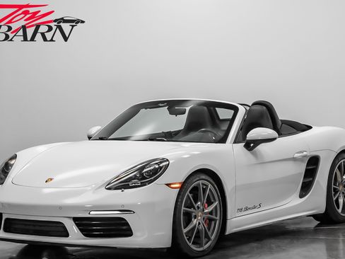 Used 2017 Porsche 718 Boxster S image 1