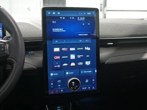 Used 2021 Ford Mustang Mach-E Premium image 21