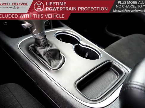 Used 2019 Dodge Durango SXT w/ 3rd Row Seating Group image 14