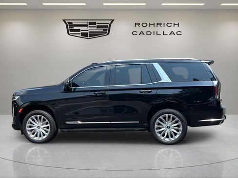 Certified 2024 Cadillac Escalade Premium Luxury w/ LPO, Floor Liner Package AWD/4WD image 8