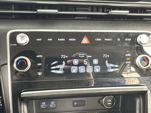 Used 2025 Genesis GV80 2.5T Standard image 27