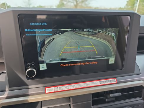 Used 2025 Toyota Tacoma TRD Sport image 23