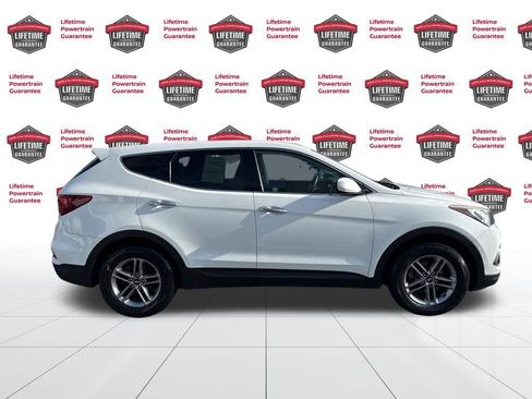 Used 2018 Hyundai Santa Fe Sport image 4