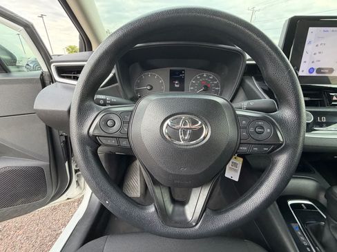 Used 2024 Toyota Corolla LE FWD image 9