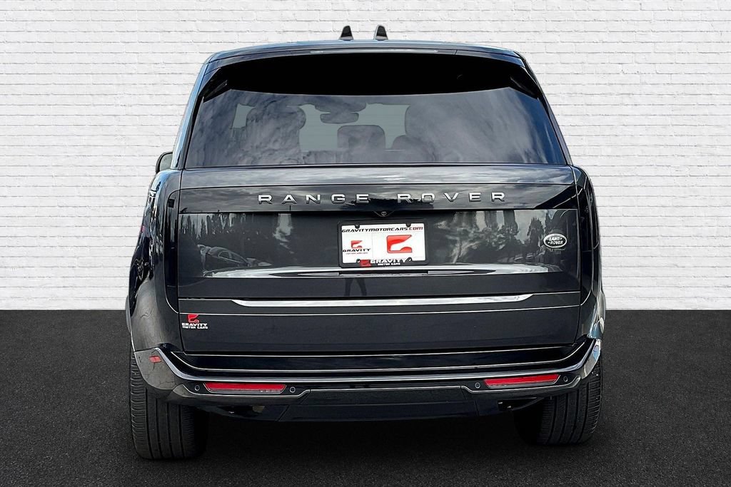 Used 2023 Land Rover Range Rover SE AWD/4WD image 5
