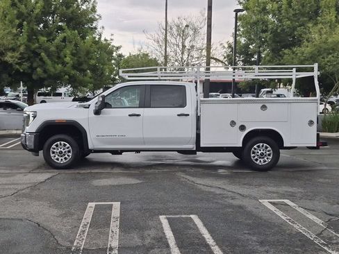 New 2026 GMC Sierra 2500 Pro w/ Convenience Package RWD image 8