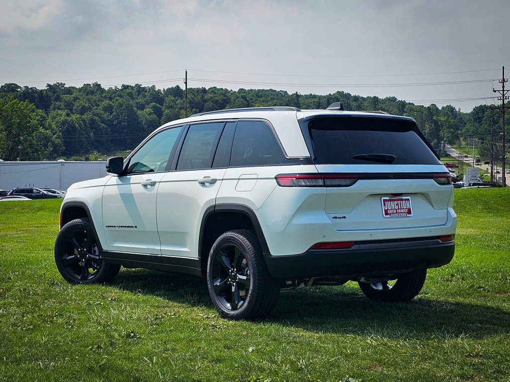 New 2026 Jeep Grand Cherokee Limited AWD/4WD image 5