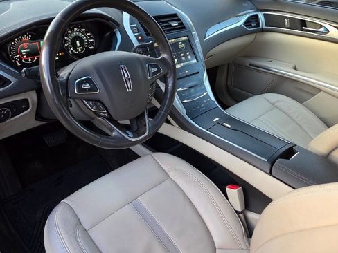 Used 2016 Lincoln MKZ AWD w/ Technology Package image 28