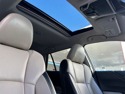 Used 2024 Subaru Outback Limited image 18