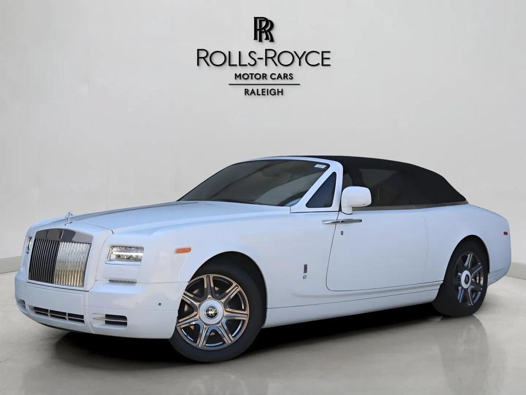 Used 2015 Rolls-Royce Phantom Drophead Coupe RWD image 1
