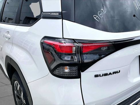 New 2026 Subaru Forester Premium AWD/4WD image 15